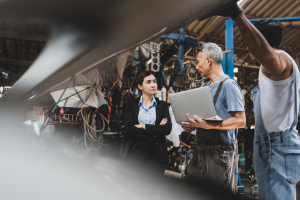 Rede de oficinas mecânicas em crescimento usando sistema integrado de gestão